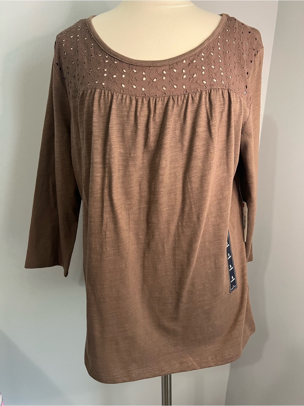 St. John's Bay Size XL Brown 3/4 Sleeve Eyelet Top 100% Cotton Blouse NWT